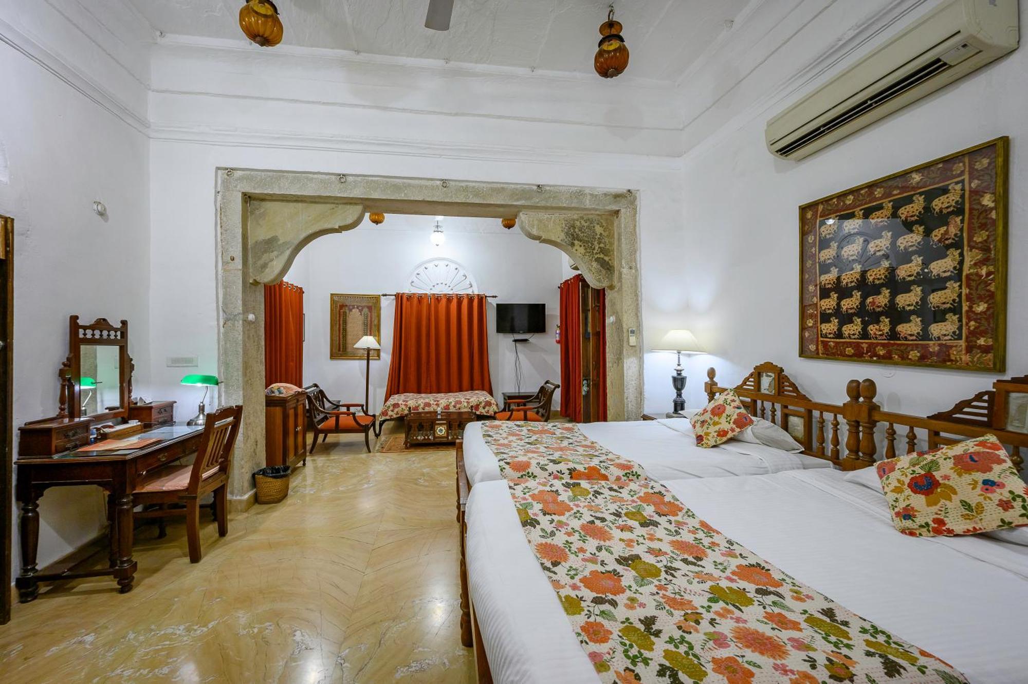 Neemrana'S - Deo Bagh Hotel Gwalior Esterno foto